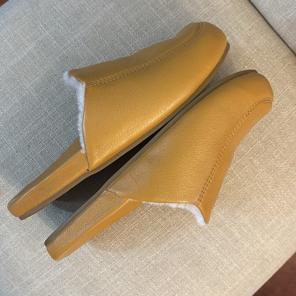 OLUKAI Konea Leather Shearling Lined Mule, 7 - Picture 5 of 11